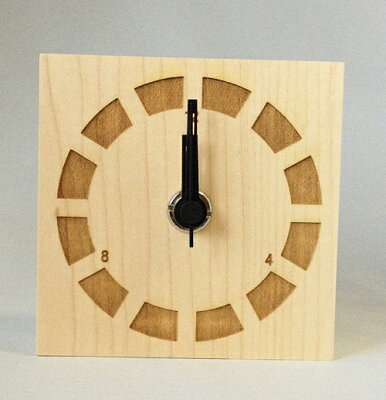 プチクロック サークル 手のひらサイズの置時計 ミニサイズ 木製 ウッドクロック ナチュラルカラー メープル 置き時計 【あす楽対応】