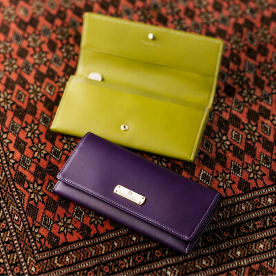 40代女性に人気のレディース長財布は、ココデュランのカルメリーナロゼッタ