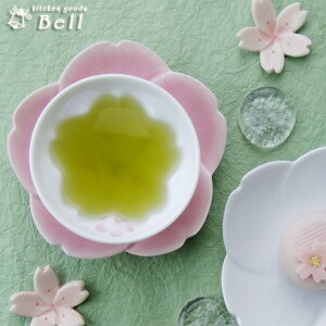 さくらが咲く 湯呑（煎茶）..-桜 白磁の生地とピンクの桜花が映える♪湯飲み/湯のみ/煎茶碗【…
